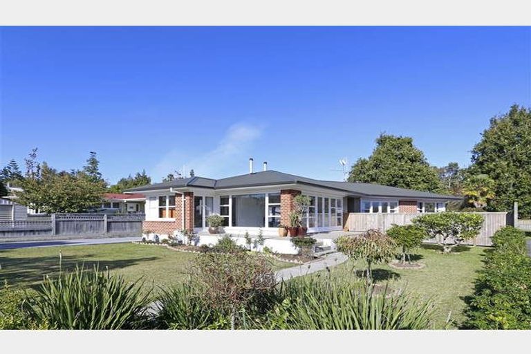 Photo of property in 54 Flynn Road, Hillcrest, Hamilton, 3216