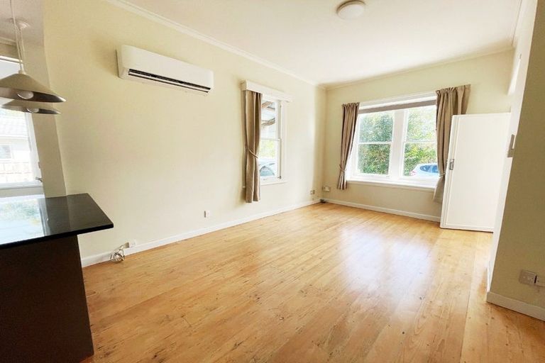 Photo of property in 64 Dominion Street, Takapuna, Auckland, 0622