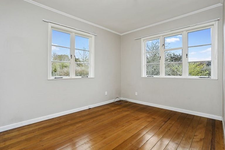 Photo of property in 1145 Kahikatea Flat Road, Waitoki, Kaukapakapa, 0871