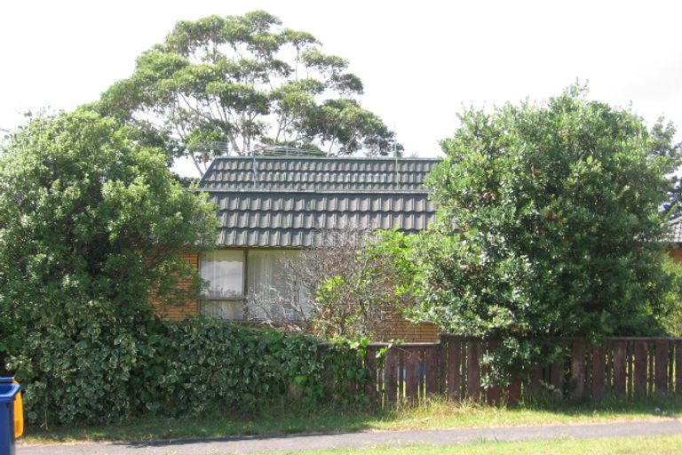 Photo of property in 3/31 Nikau Street, New Lynn, Auckland, 0600
