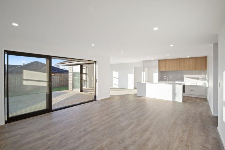 Photo of property in 9 Booker Drive, Tuakau, 2121