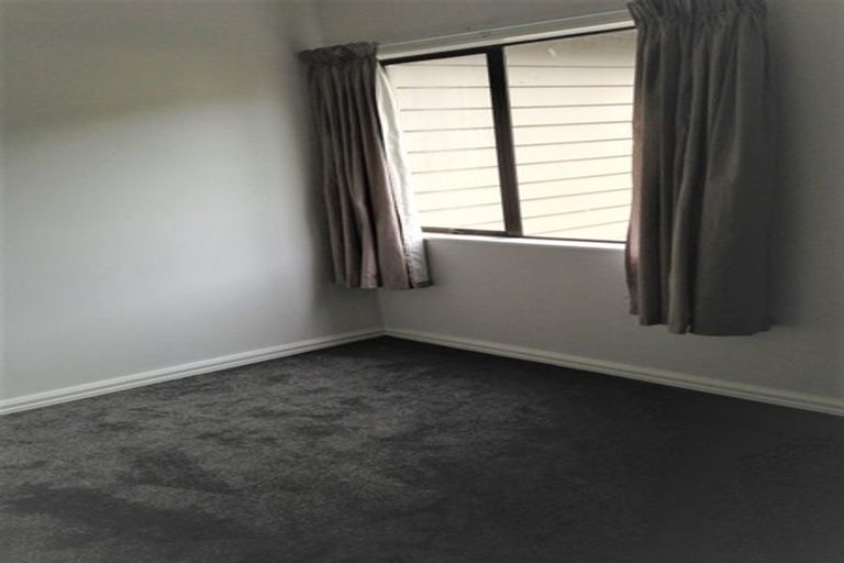 Photo of property in 112 Weka Street, Miramar, Wellington, 6022