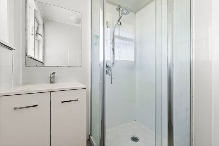 Photo of property in 413 Kotuku Street, Camberley, Hastings, 4120