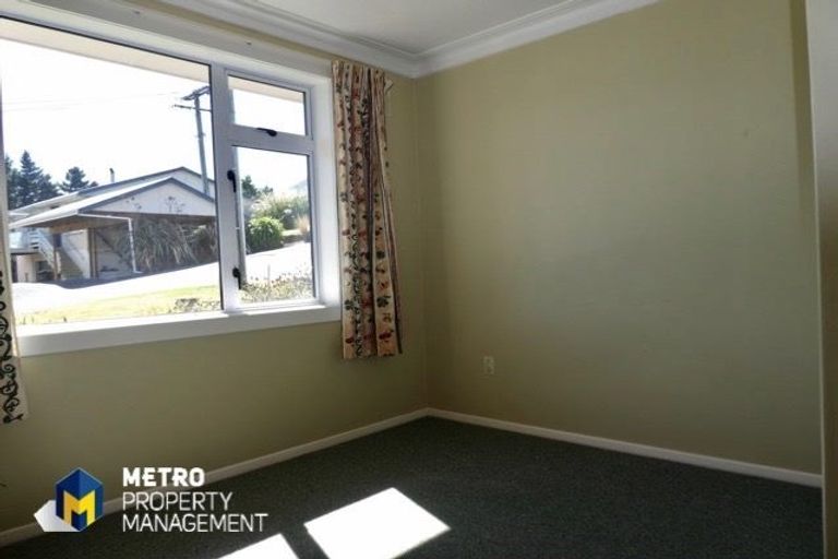 Photo of property in 28 Gorman Street, Macandrew Bay, Dunedin, 9014
