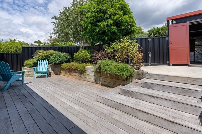 Photo of property in 239a Bellevue Road, Bellevue, Tauranga, 3110