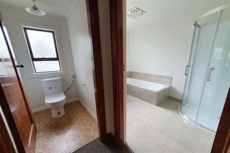 Photo of property in 2 Henry Wigram Drive, Wigram, Christchurch, 8042