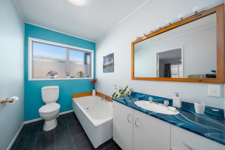 Photo of property in 43 Chapman Street, Johnsonville, Wellington, 6037