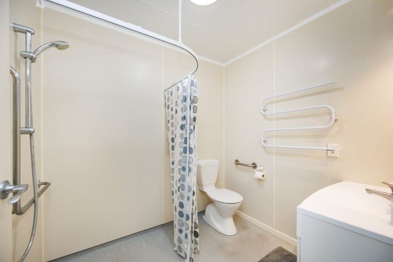 Photo of property in 5 Barnes Court, Roslyn, Palmerston North, 4414