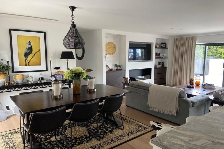 Photo of property in 1/2 Omana Road, Milford, Auckland, 0620