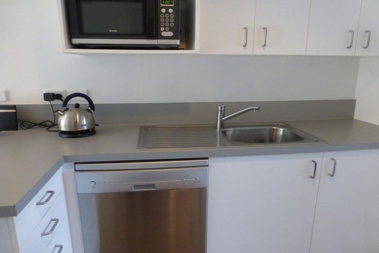 Photo of property in C2/101 Caledonian Road, St Albans, Christchurch, 8014