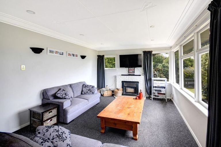 Photo of property in 8 Kohi Place, Port Chalmers, 9023