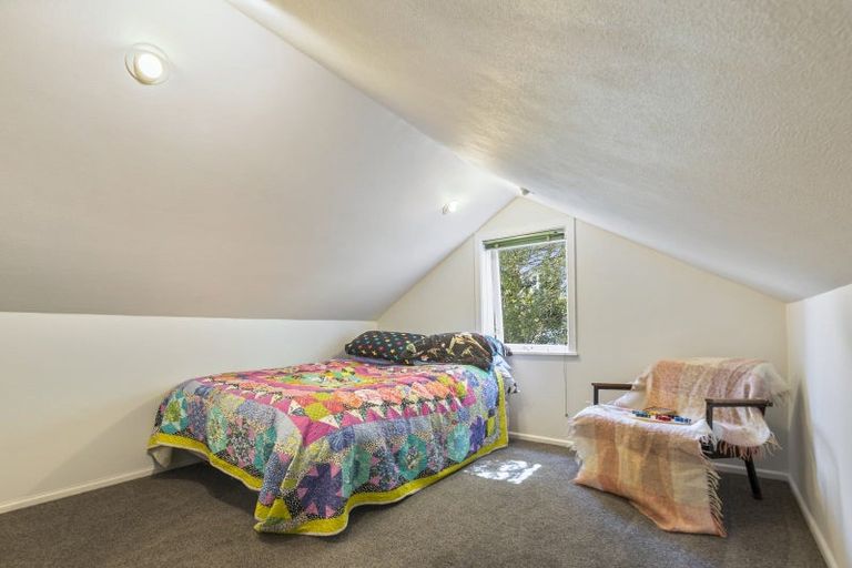 Photo of property in 28 Tannadyce Street, Strathmore Park, Wellington, 6022