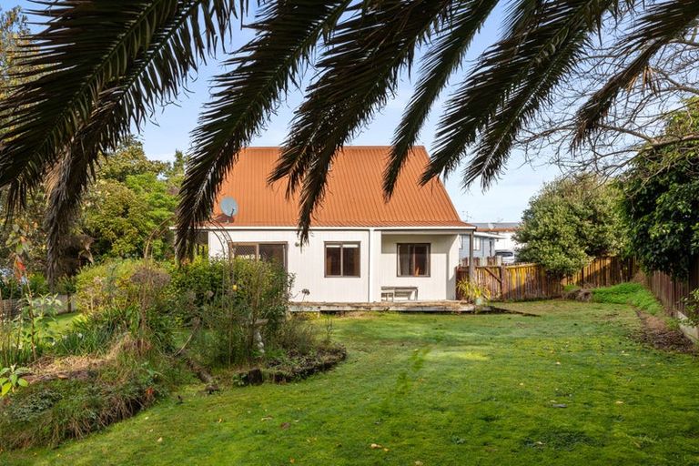 Photo of property in 166 Ohauiti Road, Hairini, Tauranga, 3112