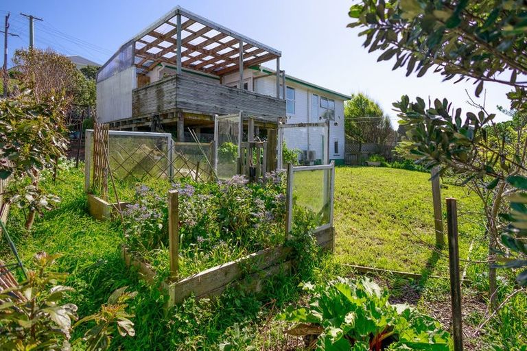 Photo of property in 3 Piko Street, Titahi Bay, Porirua, 5022