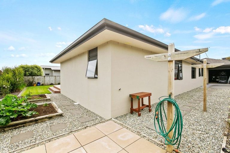 Photo of property in 34 Redwood Crescent, Hurdon, New Plymouth, 4310