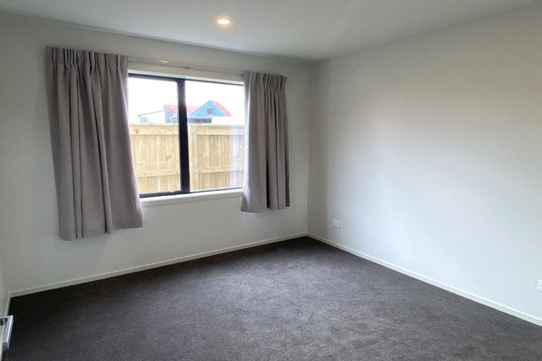 Photo of property in 11/11a Clinton Street, Fitzroy, New Plymouth, 4312