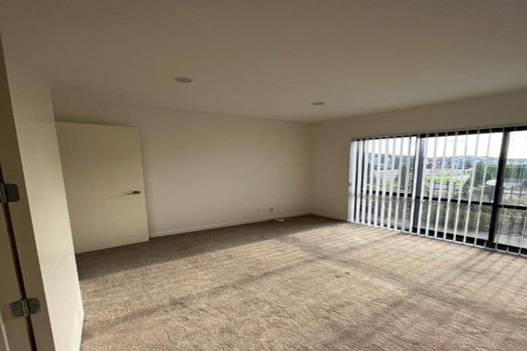 Photo of property in 36 Hikuawa Road, Flat Bush, Auckland, 2019