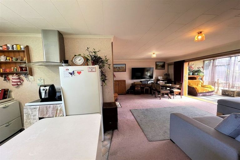 Photo of property in 8b Argyle Street, Balclutha, 9230