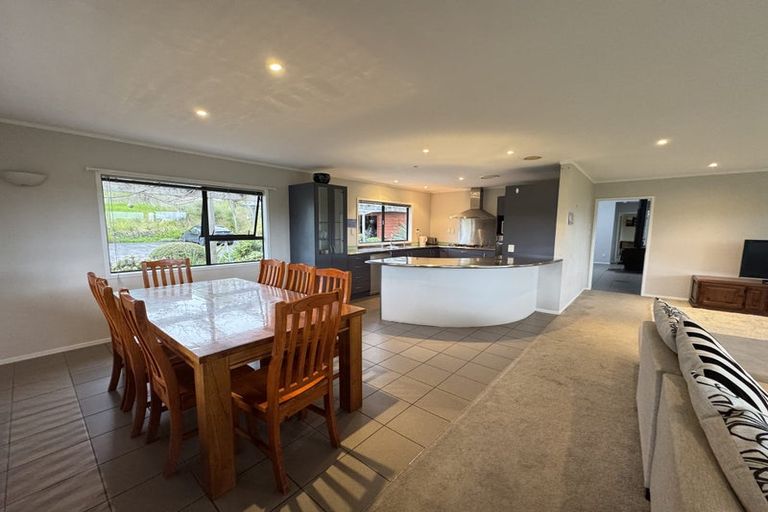 Photo of property in 1435 Old North Road, Helensville, 0875