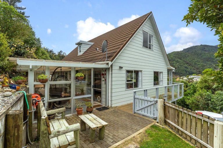 Photo of property in 45 Dorset Street, Picton, 7220