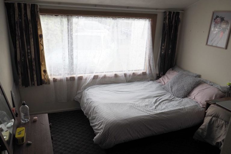 Photo of property in 671 Castle Street, North Dunedin, Dunedin, 9016