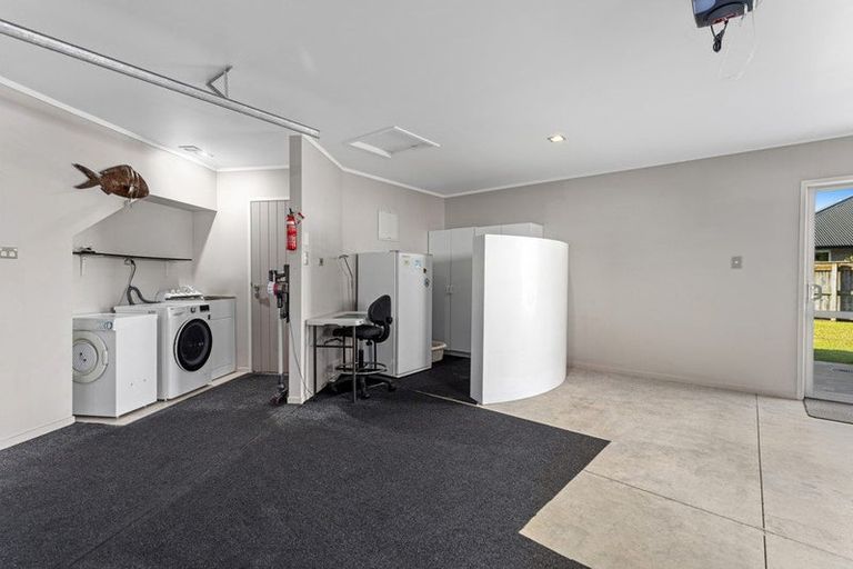 Photo of property in 28 Waterways Drive, Ohope, 3121