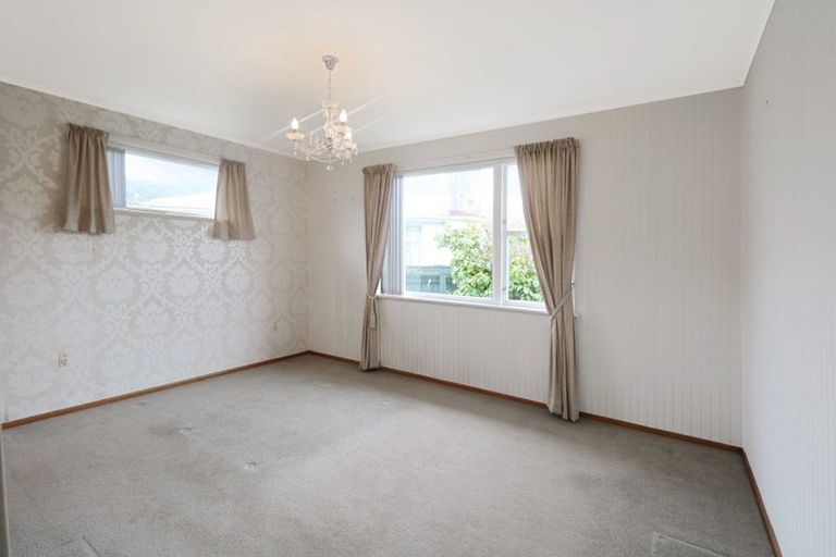 Photo of property in 16 Halifax Street, Wainuiomata, Lower Hutt, 5014