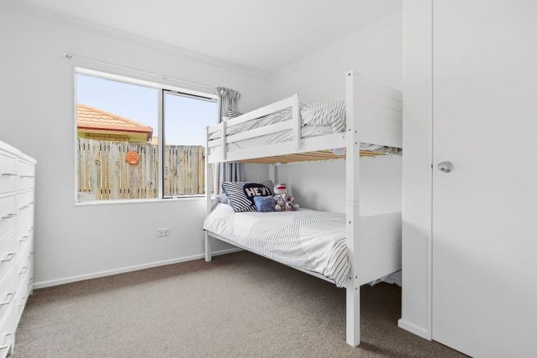 Photo of property in 8 Evergreen Glade, Papamoa Beach, Papamoa, 3118