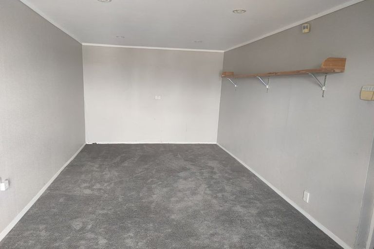 Photo of property in 7 Sycamore Drive, Sunnynook, Auckland, 0620