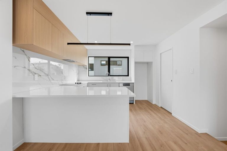 Photo of property in 8/201 Sunnynook Road, Wairau Valley, Auckland, 0627