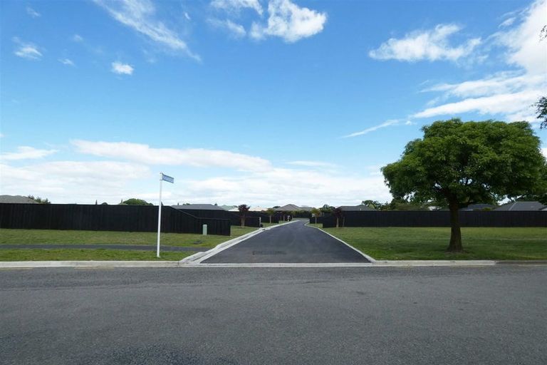 Photo of property in 1 Rusbatch Lane, Belfast, Christchurch, 8051