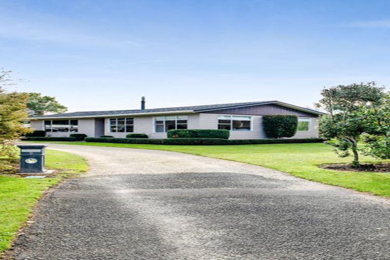 Photo of property in 8 Brassey Street, Waverley, 4510