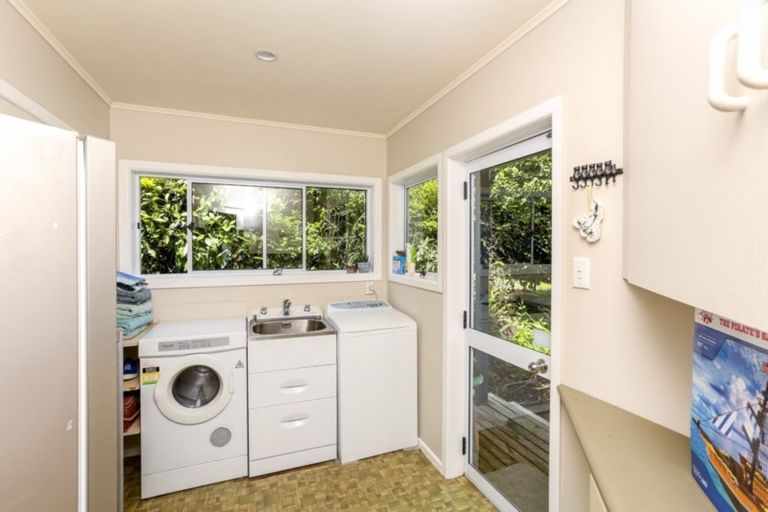 Photo of property in 184e Seaview Road, Westown, New Plymouth, 4310