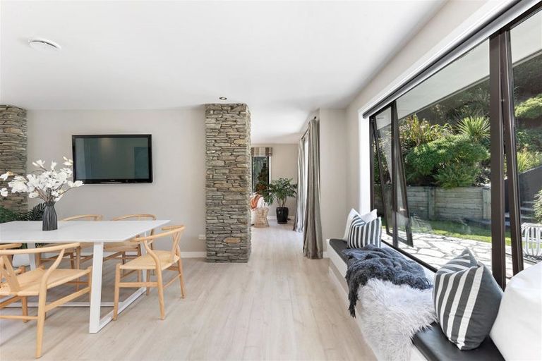 Photo of property in 8 Quill Street, Lake Hayes, Queenstown, 9304