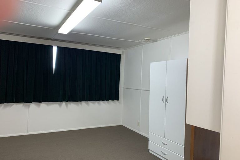 Photo of property in 58 Mclean Street, Woodville, 4920