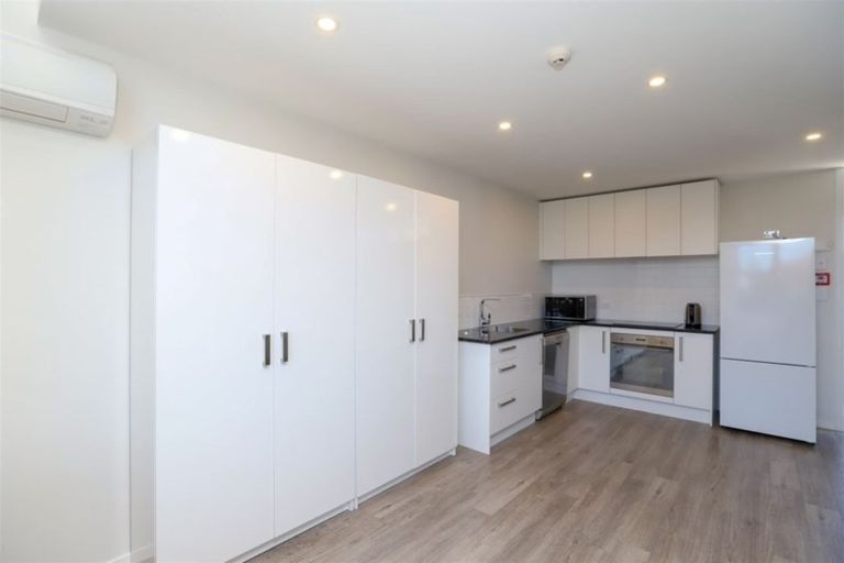 Photo of property in 104/1 Village Quarter Lane, Frankton, Hamilton, 3204