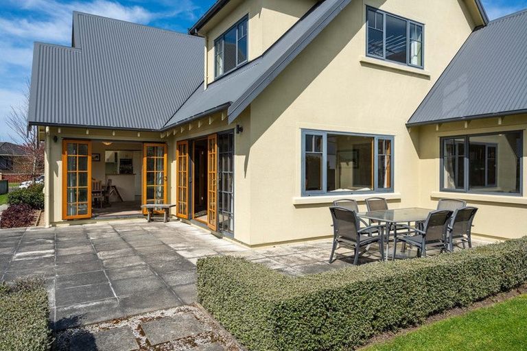 Photo of property in 6 Mallard Place, Mosgiel, 9024