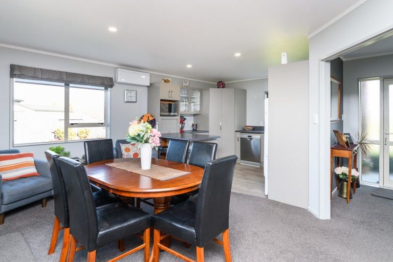 Photo of property in 101 Peter Hall Drive, Kelvin Grove, Palmerston North, 4414