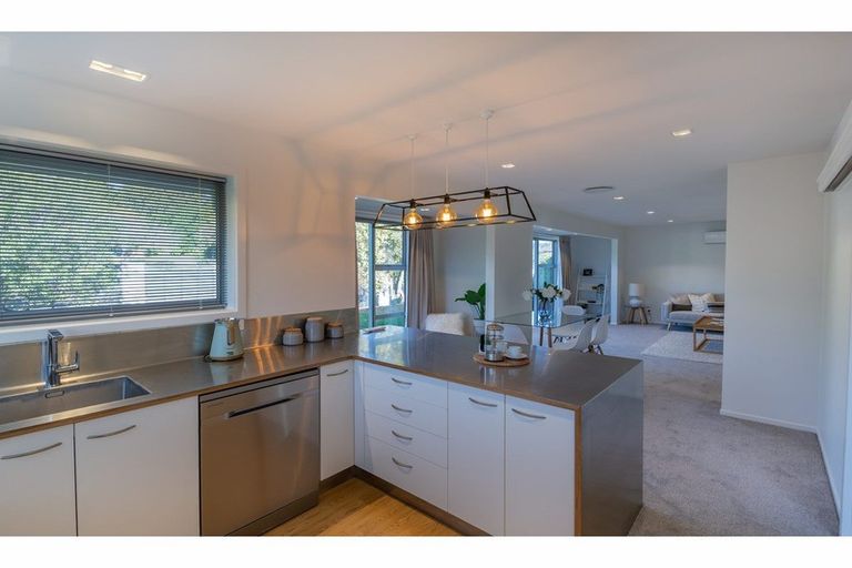 Photo of property in 1 Ferniehurst Street, Somerfield, Christchurch, 8024