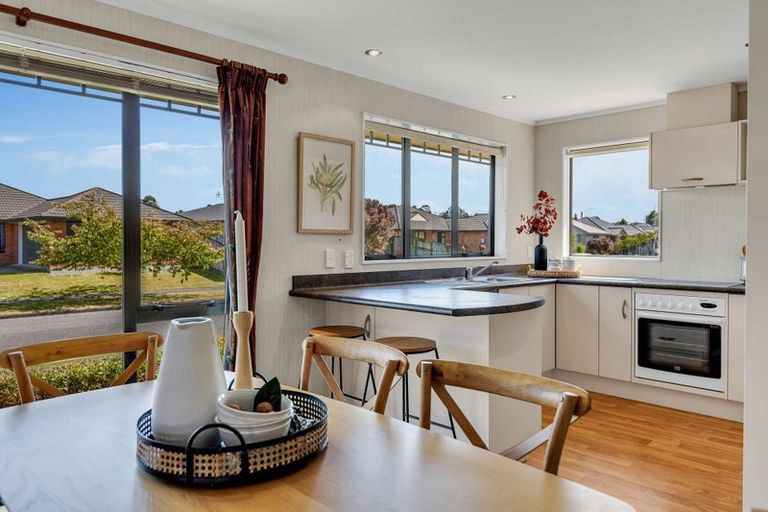 Photo of property in 16 Meridian Grove, Kelvin Grove, Palmerston North, 4414