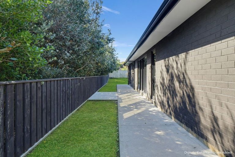Photo of property in 9 Golf Vue Place, Castlecliff, Whanganui, 4501
