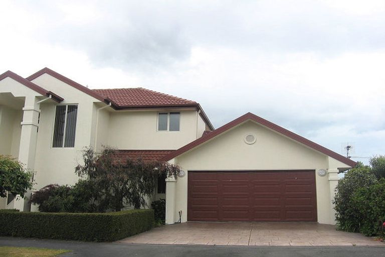 Photo of property in 11a Quantock Place, Burwood, Christchurch, 8083