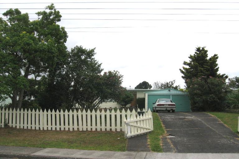Photo of property in 7 Saffron Street, Birkdale, Auckland, 0626