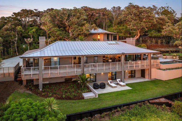 Photo of property in 25 Ti Point Road, Ti Point, Leigh, 0985