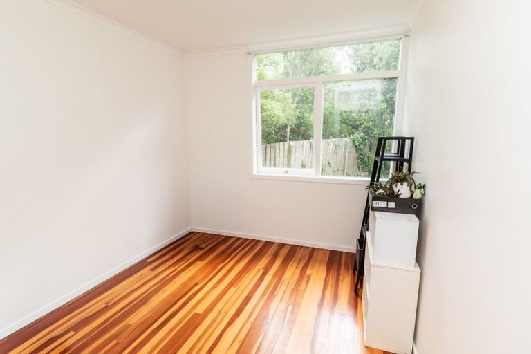 Photo of property in 9 Berrymead Way, Karori, Wellington, 6012