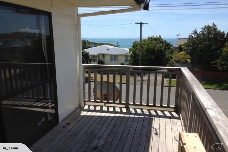 Photo of property in 103 Matatiro Street, Titahi Bay, Porirua, 5022