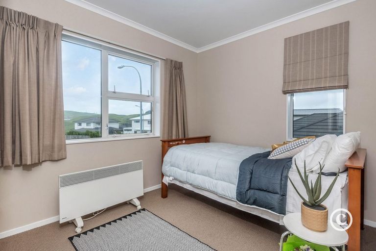 Photo of property in 224 Mark Avenue, Grenada Village, Wellington, 6037