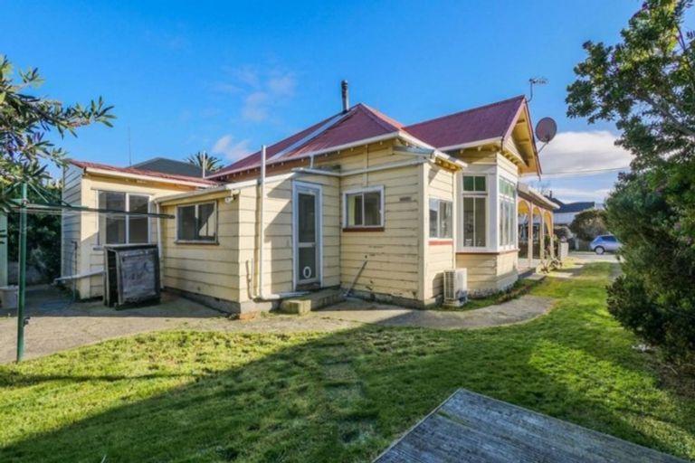 Photo of property in 20 Auld Street, Saint Kilda, Dunedin, 9012