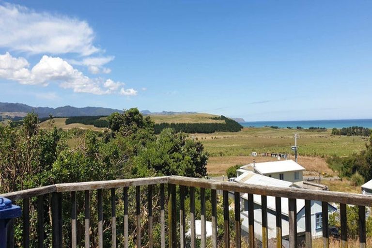 Photo of property in 346 Cape Palliser Road, Whangaimoana, Featherston, 5772