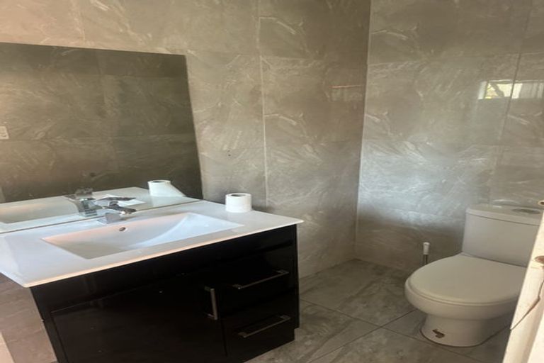 Photo of property in 29 Goodwood Drive, Goodwood Heights, Auckland, 2105